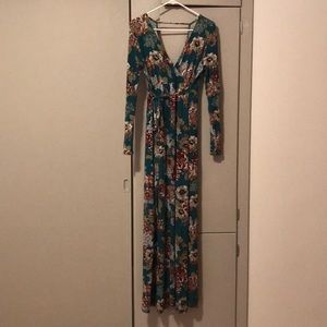 Jessica Simpson Maxi Maternity Dress